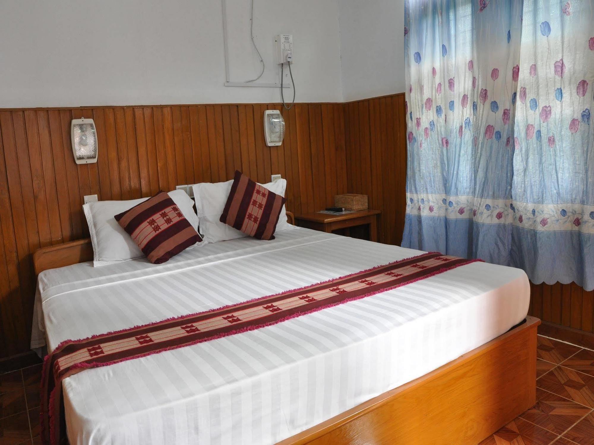 Saw Nyein San Guest House Nyaung-U 외부 사진